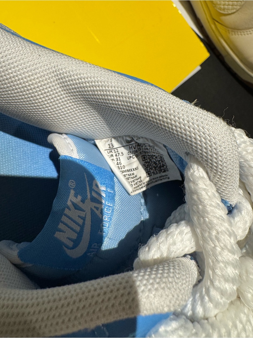Nike Air Force  Low-Top Sneakers in Light Blue and White - Picture 6 of 7